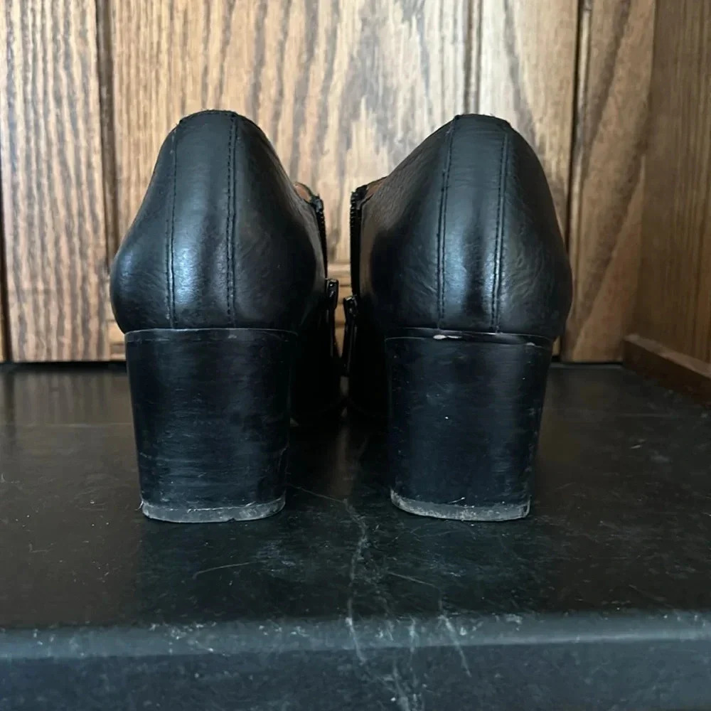 Franco Sarto | Camella Black Leather Ankle Bootie Heeled Boots women’s size 8 - Picture 6 of 9